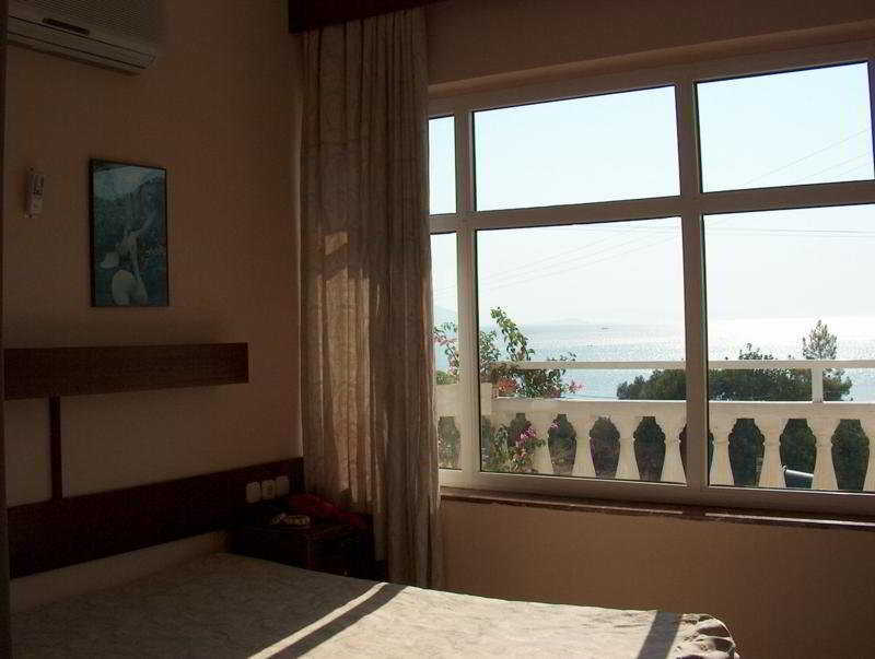 Kavala Hotel Turunç Buitenkant foto